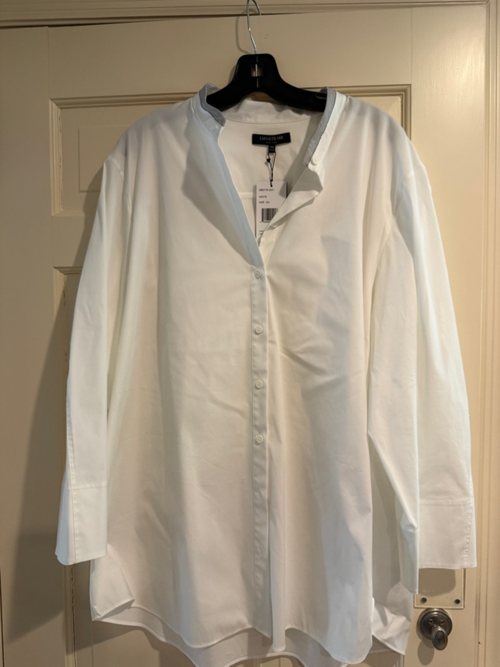 Lafayette 148 New York White Band-Collar Button Shirt